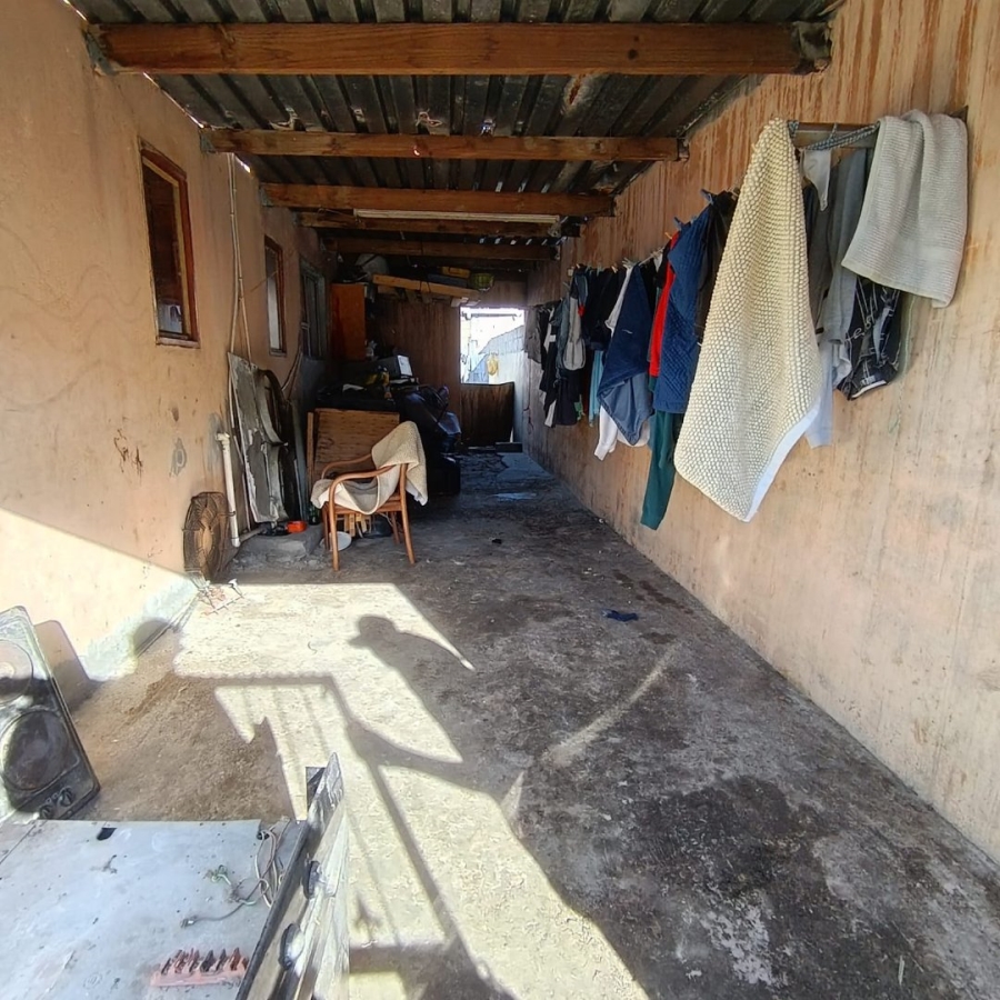 2 Bedroom Property for Sale in Delft Western Cape